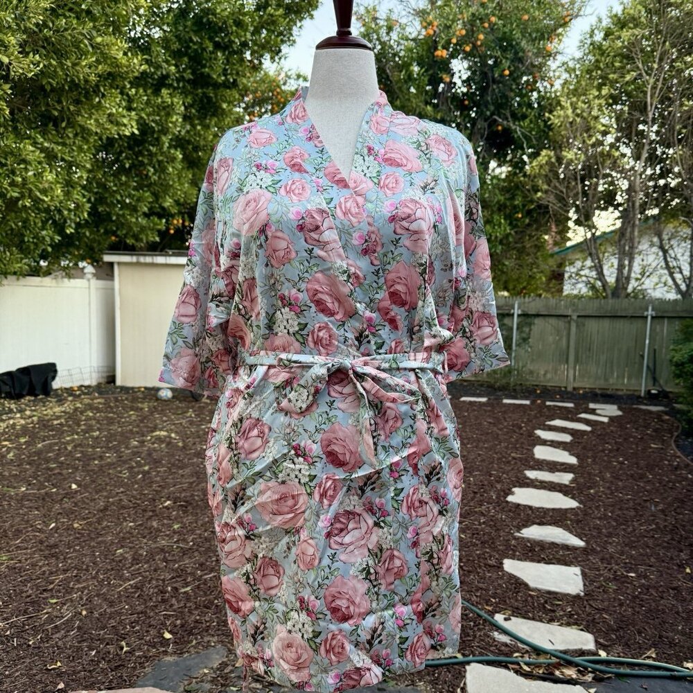 Floral Pink Rose Satin Kimono Robe - Women's Intimates & Sleepwear